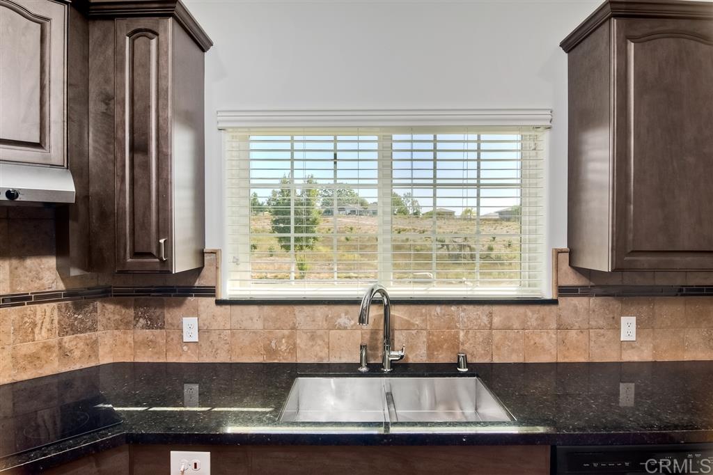 1526 Green Acres Road Fallbrook, CA 92028 - Photo 14 of 25