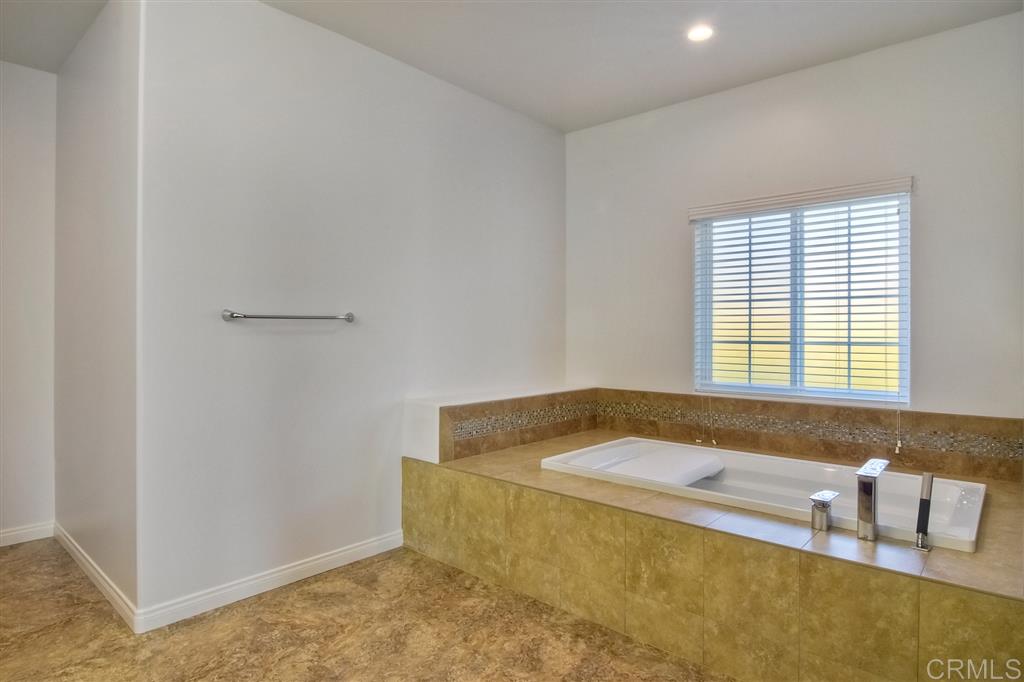 1526 Green Acres Road Fallbrook, CA 92028 - Photo 23 of 25