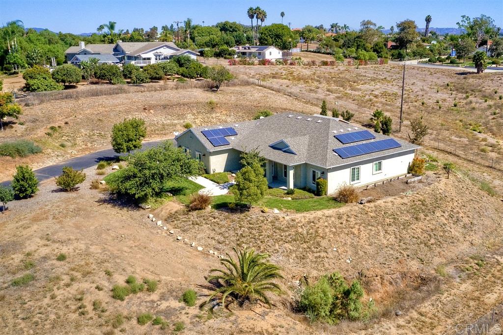 1526 Green Acres Road Fallbrook, CA 92028 - Photo 5 of 25