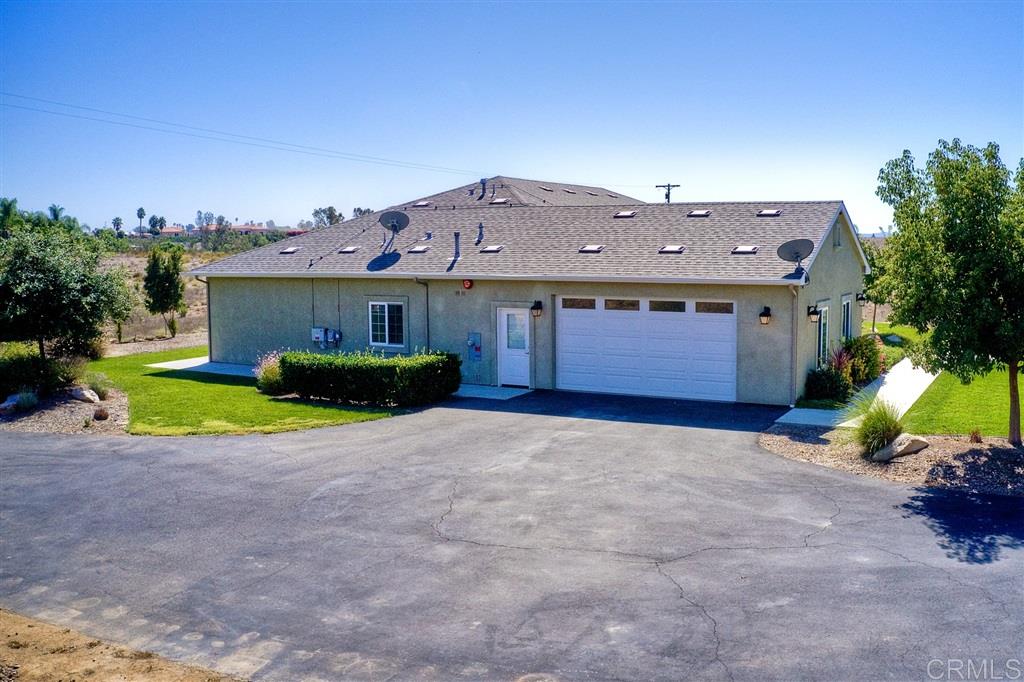 1526 Green Acres Road Fallbrook, CA 92028 - Photo 10 of 25