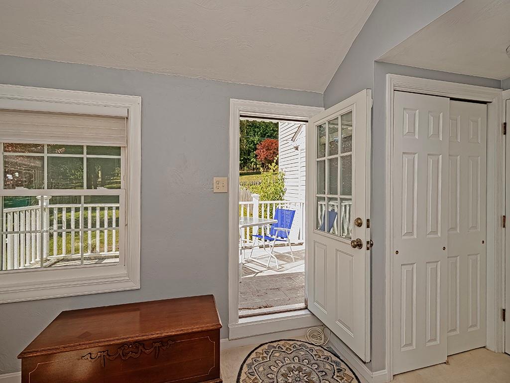 9745 Lindsay Road Pittsburgh, PA 15237 - Photo 28 of 36 a view of a hallway with windows