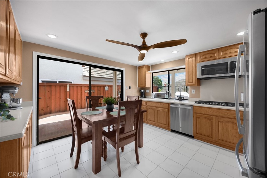 2226 Shadetree Circle Brea, CA 92821 - Photo 12 of 36