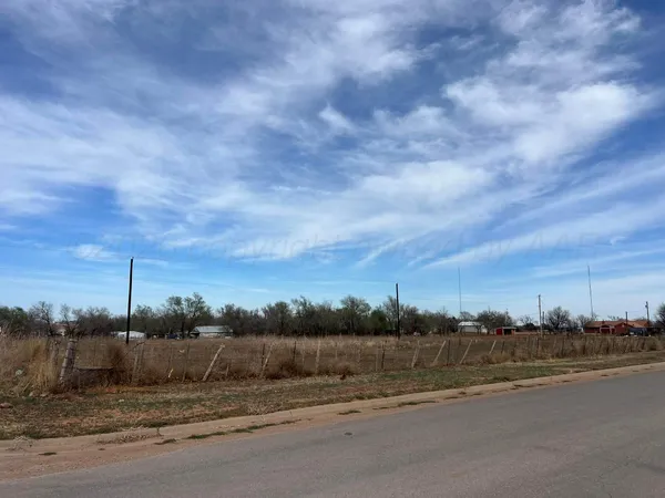 $120,000 | 1000 Ave C Northeast, Childress, TX 79201