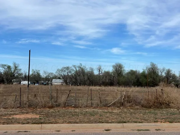 $120,000 | 1000 Ave C Northeast, Childress, TX 79201