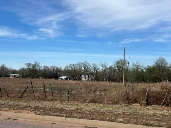 $120,000 | 1000 Ave C Northeast, Childress, TX 79201