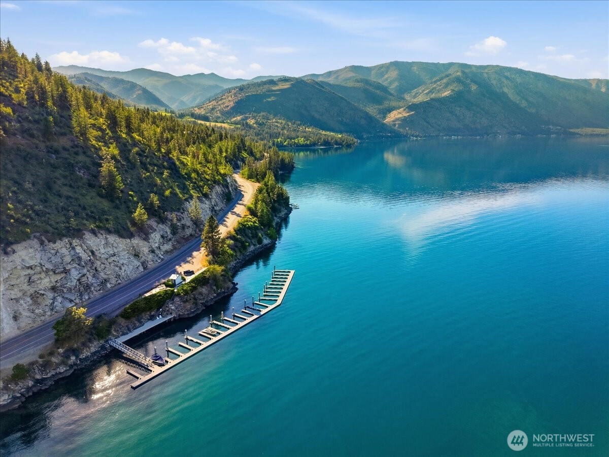 7365 Ridgeview Drive Chelan, WA 98816 - Photo 15 of 17 a view of a city