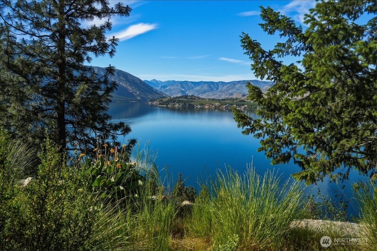 7365 Ridgeview Drive Chelan, WA 98816 - Photo 6 of 17 a view of a lake