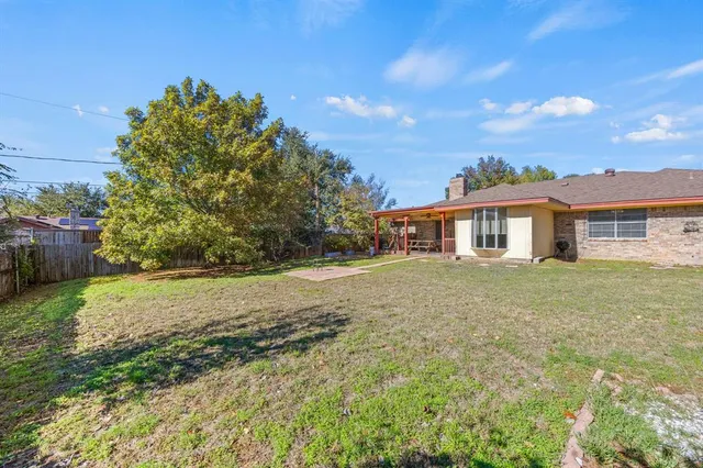 $2,099 | 7258 Brentwood Stair Road, Fort Worth, TX 76112