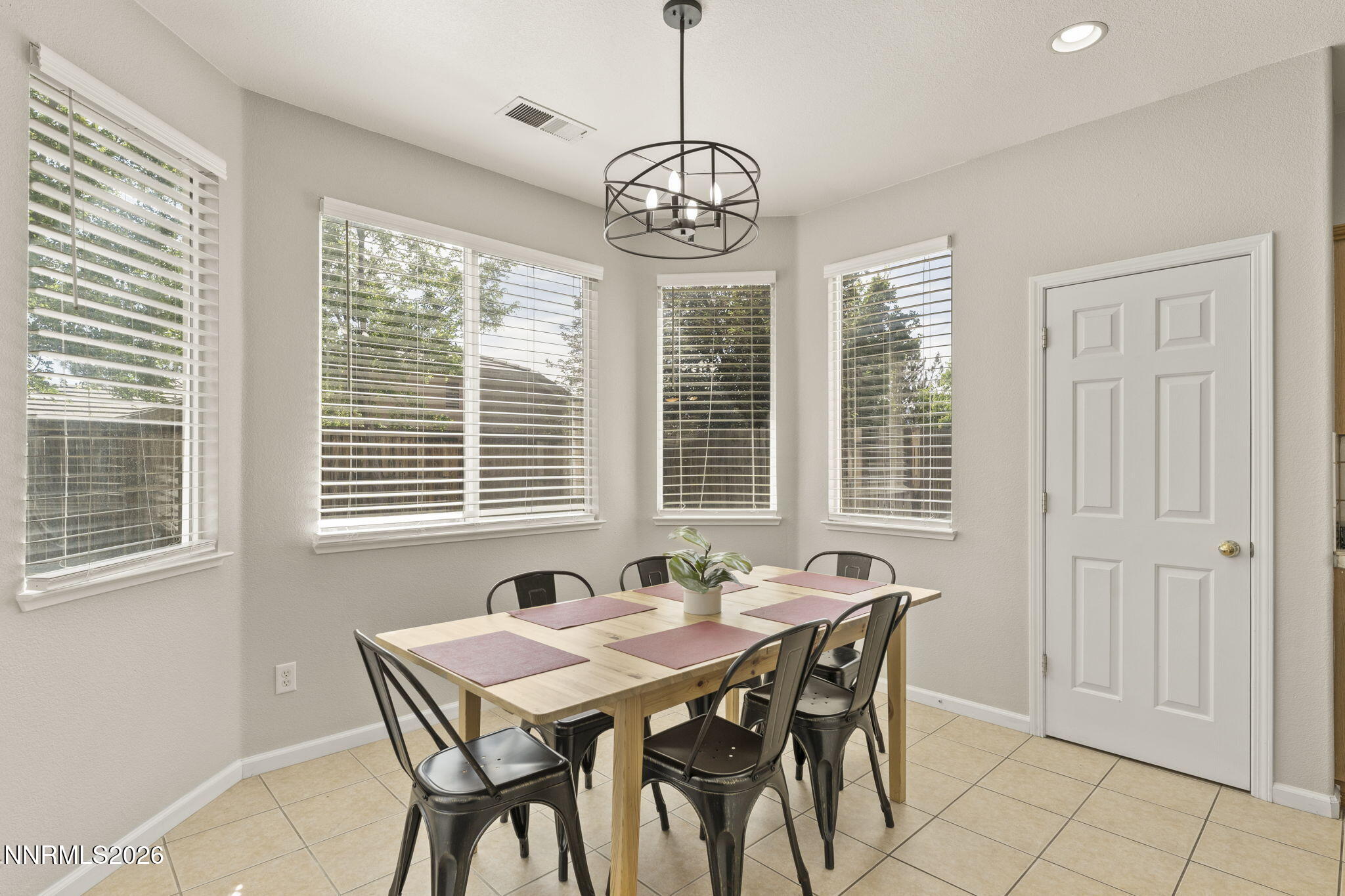 10640 Arbor Way Reno, NV 89521 - Photo 7 of 36 12b