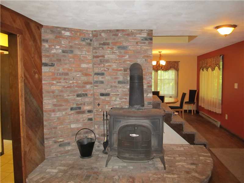321 Cherry Farm Road Burrillville, RI 02830 - Photo 7 of 12 Interior Space/Layout.