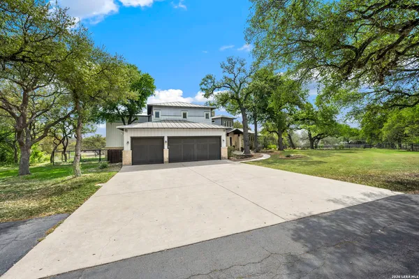 $1,950,000 | 32550 Stahl Lane, Bulverde, TX 78163