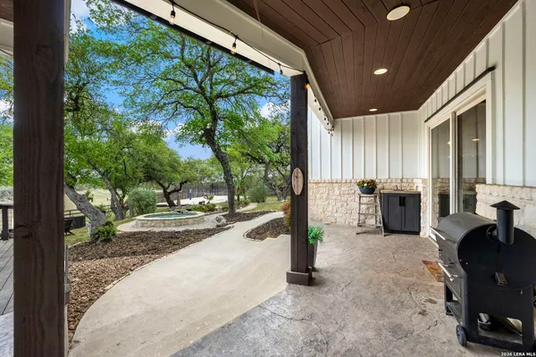 $1,950,000 | 32550 Stahl Lane, Bulverde, TX 78163