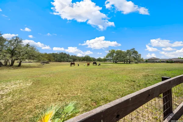 $1,950,000 | 32550 Stahl Lane, Bulverde, TX 78163