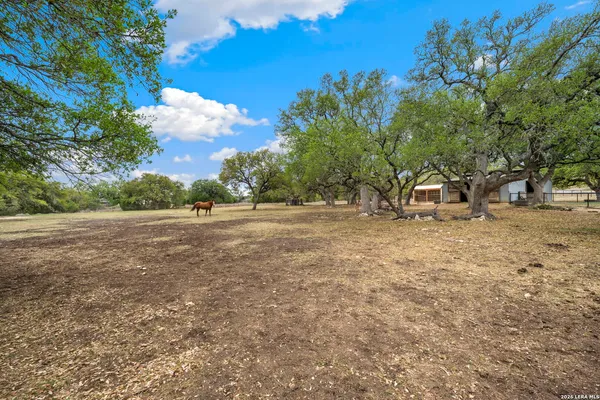 $1,950,000 | 32550 Stahl Lane, Bulverde, TX 78163