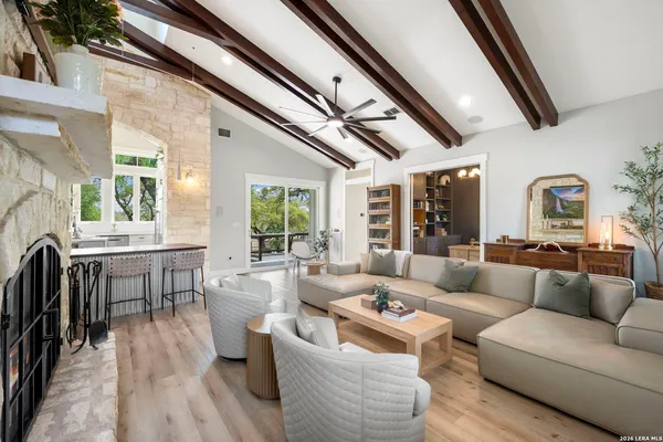 $1,950,000 | 32550 Stahl Lane, Bulverde, TX 78163