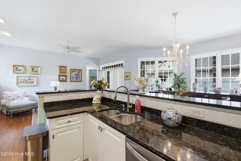 $815,000 | 1109 Congressional Lane, Wilmington, NC 28411