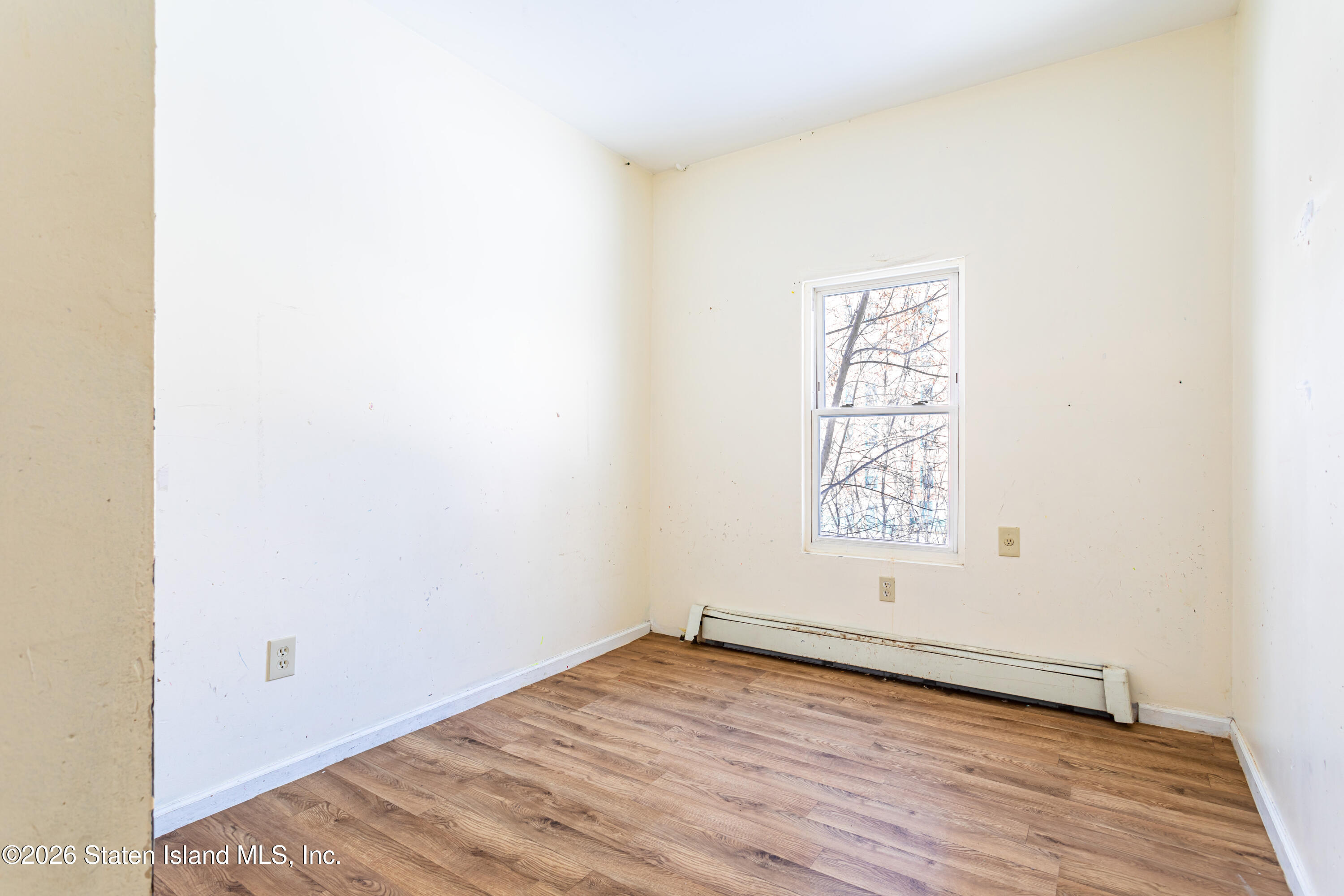 191 Roff Street Staten Island, NY 10304 - Photo 13 of 18 064A9192-HDR