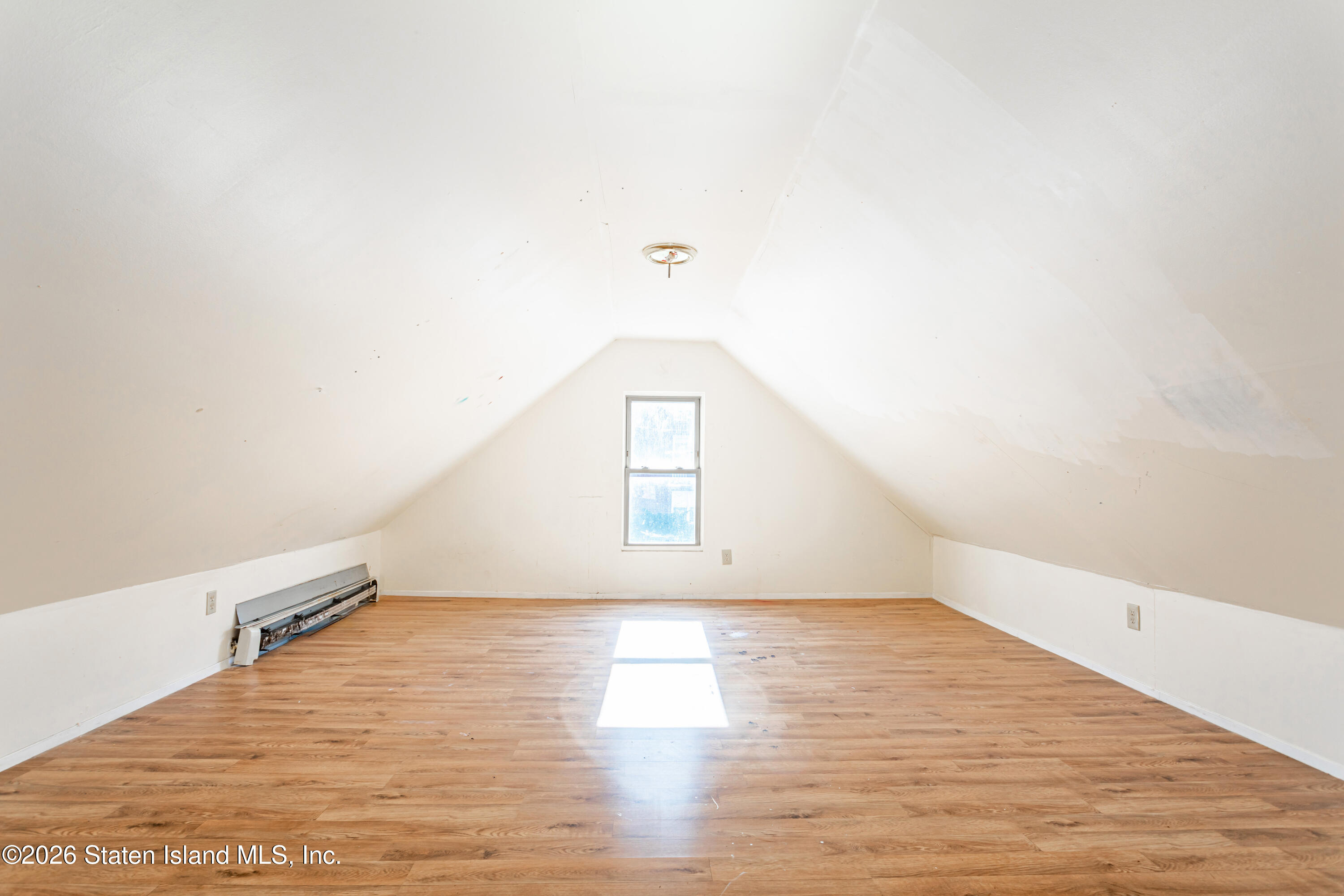 191 Roff Street Staten Island, NY 10304 - Photo 17 of 18 064A9220-HDR
