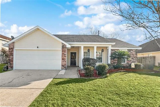 $239,000 | 1023 Sterling Oaks Boulevard, Slidell, LA 70461