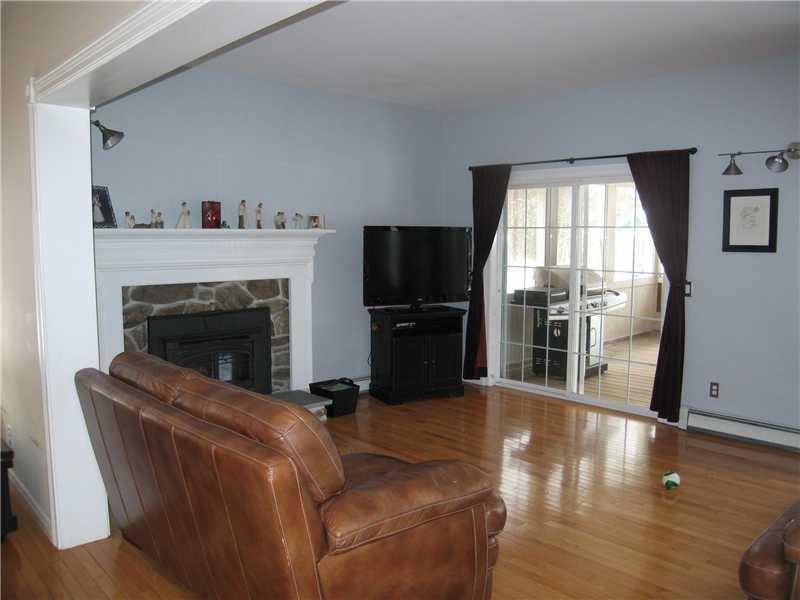 48 Pitcher Road Belfast, ME 04915 - Photo 4 of 18 Living Room.