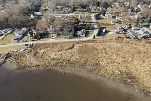 $749,900 | 9 Bay Road, Warren, RI 02885