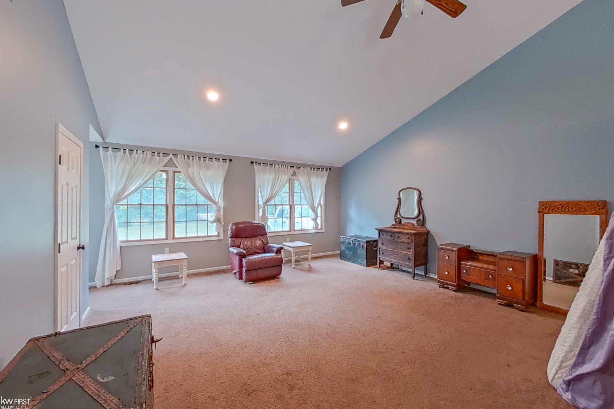 14936 Turner Road Yale, MI 48097 - Photo 2 of 44 50154863-bd418142-b3d5-4934-9c11-0f77992d1663.JPG