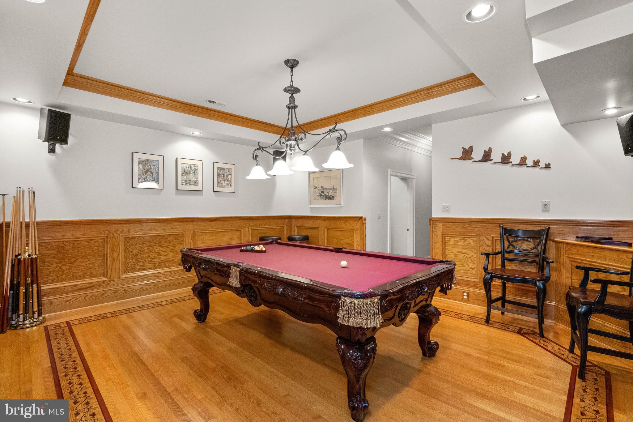 37120 Devon Wick Lane Purcellville, VA 20132 - Photo 53 of 66 a room with table table tennis air hockey table and arcade game machine