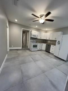 2234 Northeast 27th Street Lighthouse Point, FL 33064 - Photo 10 of 11 Photo 10