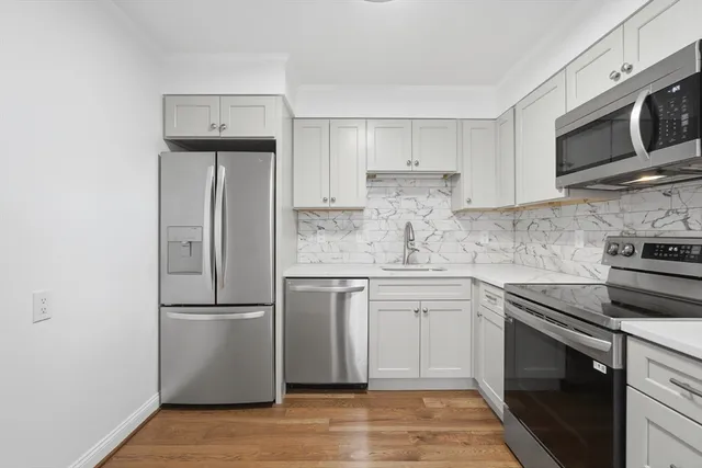 $3,300 | 2 Summit Drive, Unit 68, Reading, MA 01867