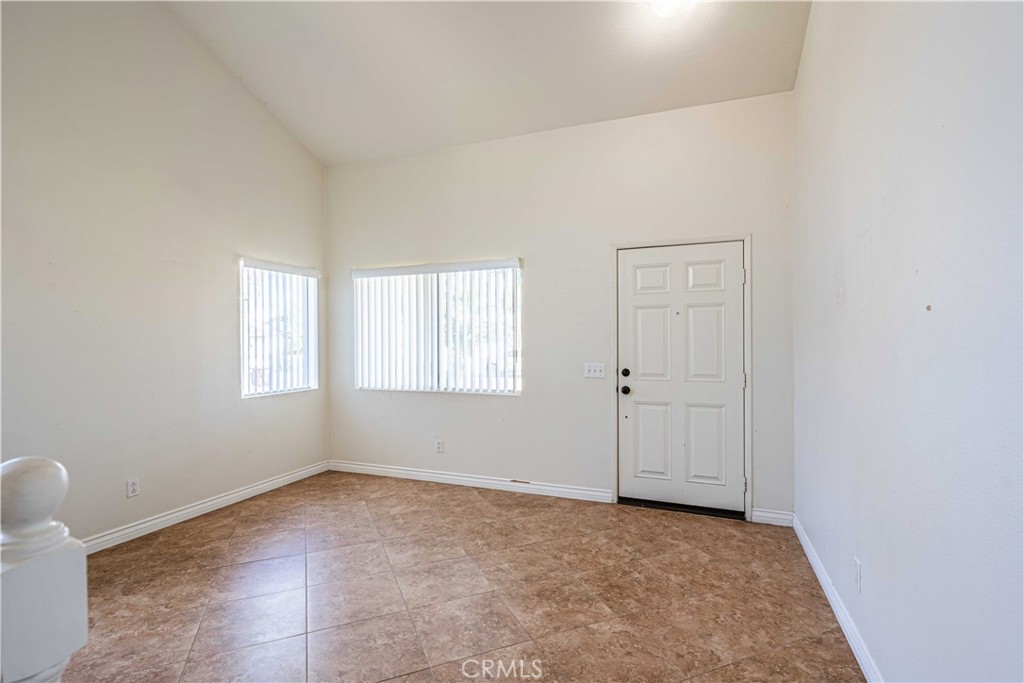 30577 Pine Creek Drive Menifee, CA 92584 - Photo 5 of 34