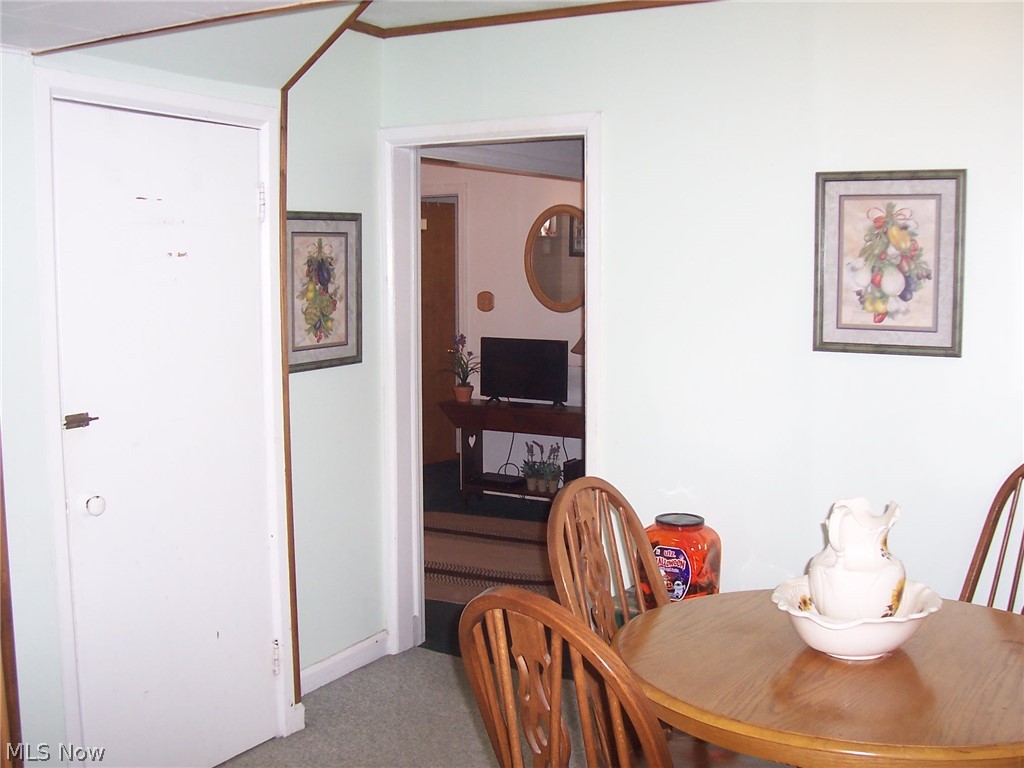 430 Lansing Road Akron, OH 44312 - Photo 12 of 31