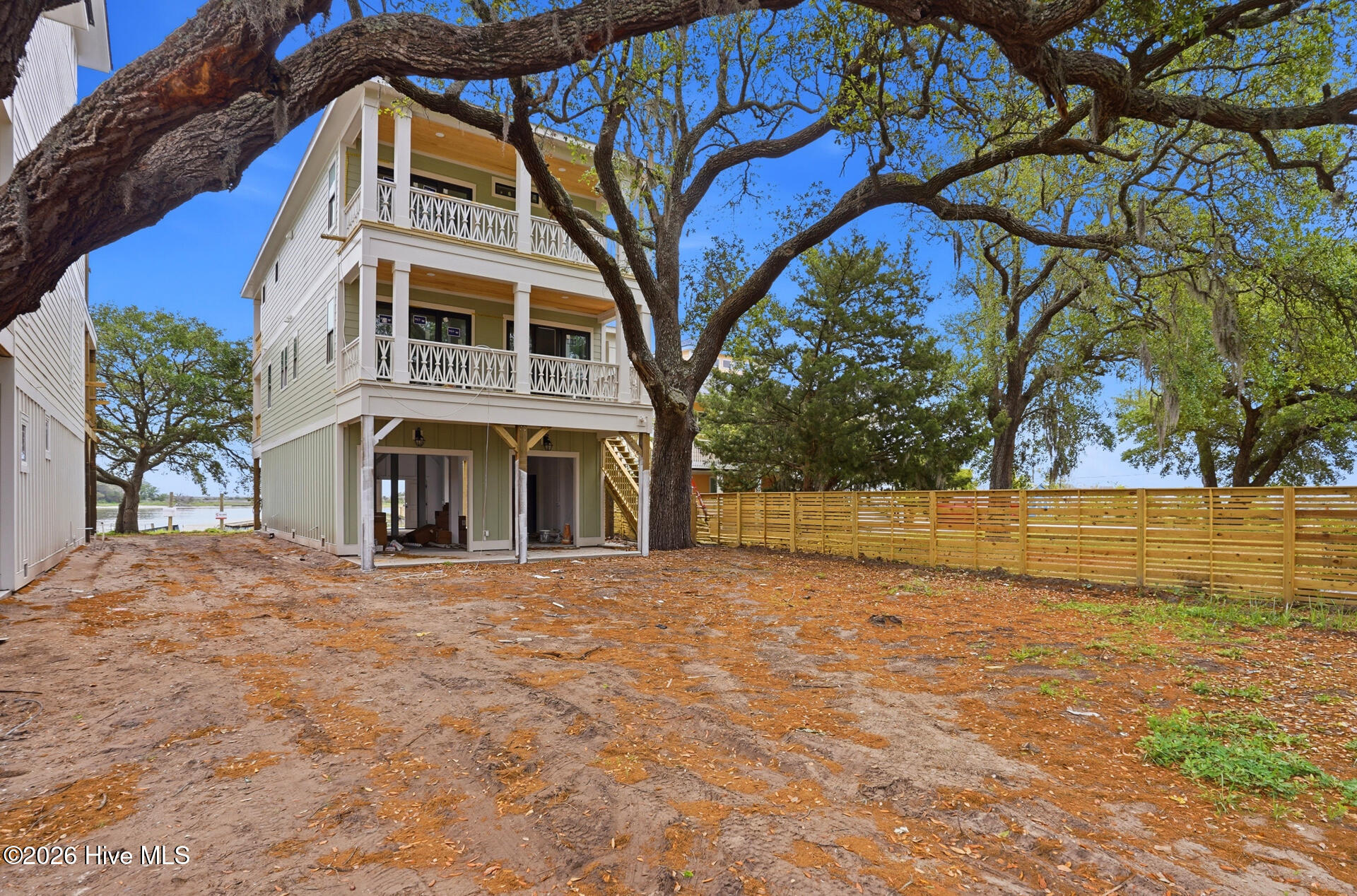 1128 South Seabreeze Road Wilmington, NC 28409 - Photo 4 of 28 2_1128_s_seabreeze_rd_002