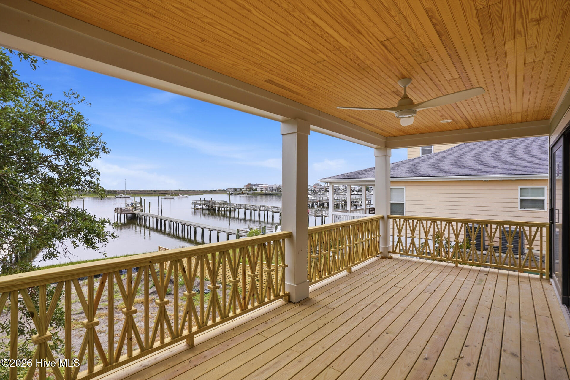1128 South Seabreeze Road Wilmington, NC 28409 - Photo 6 of 28 4_1128_s_seabreeze_rd_004