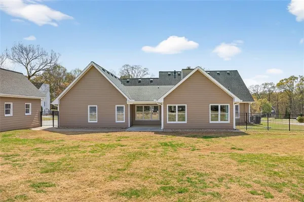 $425,000 | 3638 Fair Hill Drive, Bethlehem, GA 30620