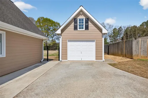 $425,000 | 3638 Fair Hill Drive, Bethlehem, GA 30620