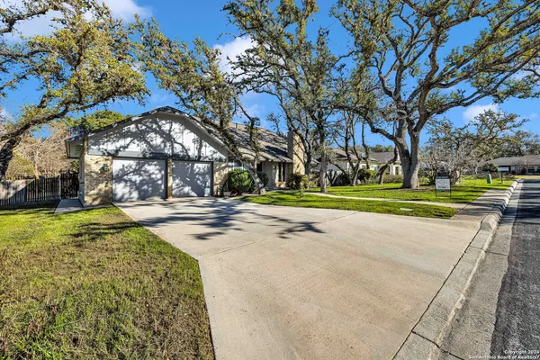 $3,250 | 11506 Whisper Circle, San Antonio, TX 78230