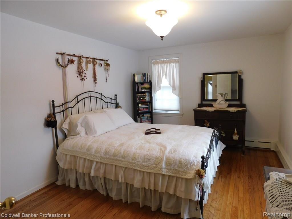 1778 Bournemouth Road Grosse Pointe Woods, MI 48236 - Photo 14 of 21