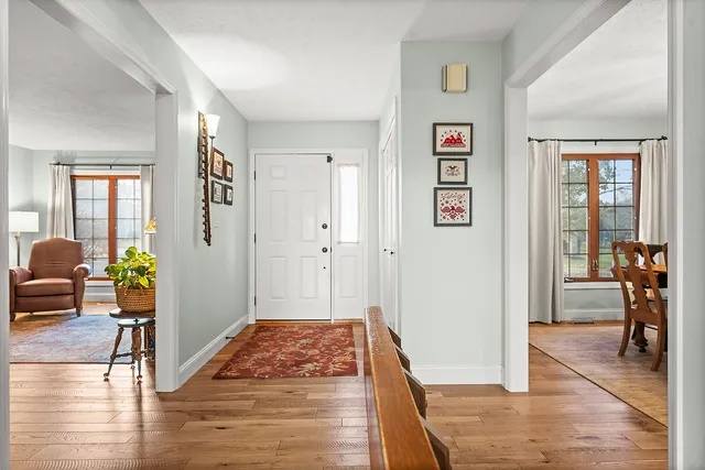 $435,000 | 21 Pendleton Way, Bloomington, IL 61704