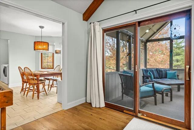 $435,000 | 21 Pendleton Way, Bloomington, IL 61704