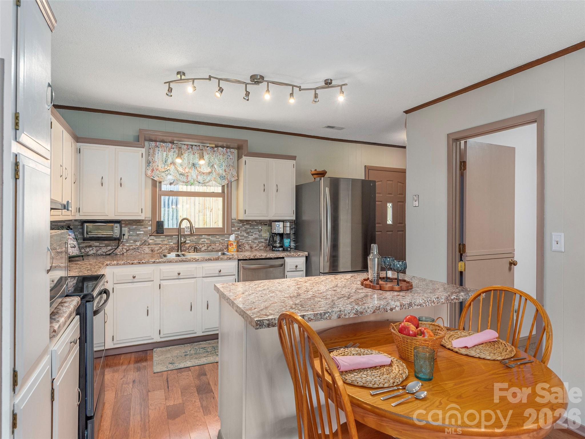 444 Martin Branch Road Leicester, NC 28748 - Photo 8 of 39