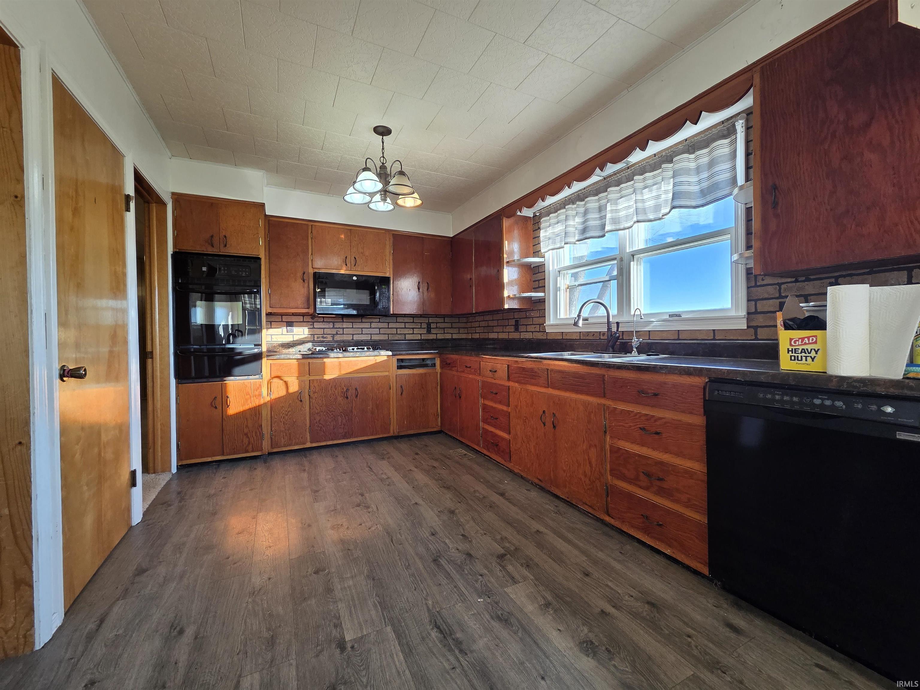 10456 North 50th Road East Plainville, IN 47568 - Photo 11 of 19