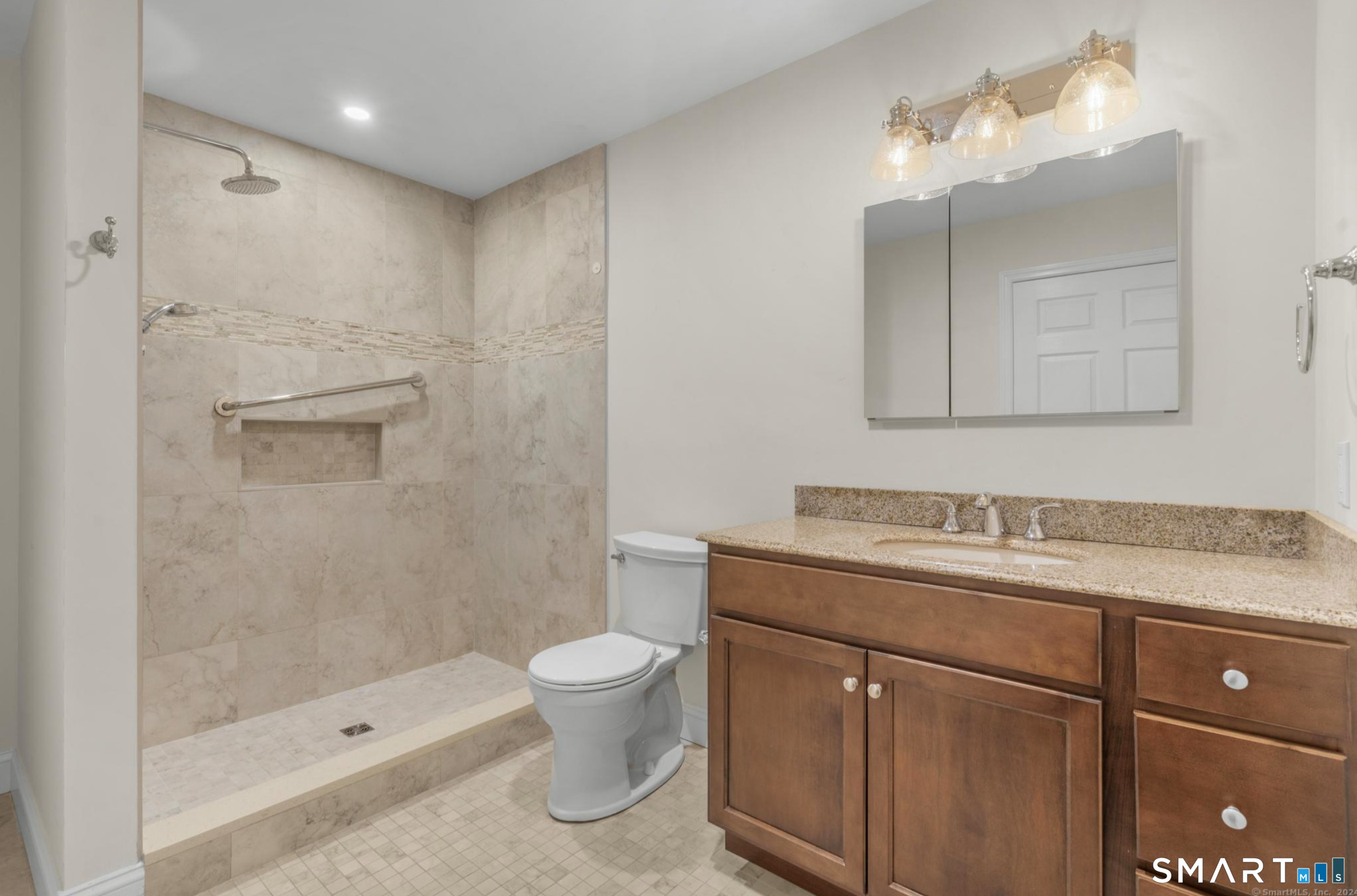 18 Madeline Drive Ridgefield, CT 06877 - Photo 13 of 27