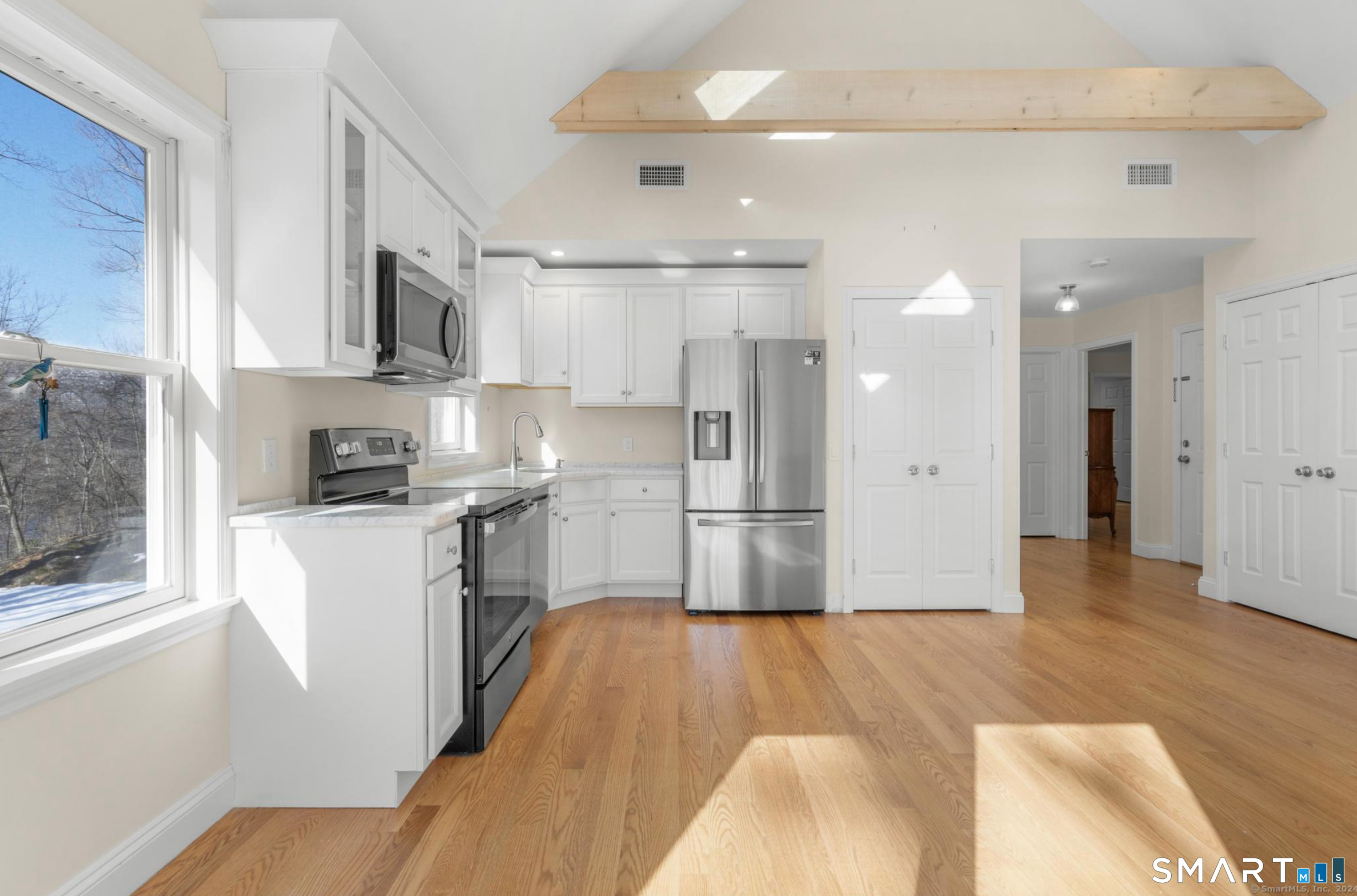 18 Madeline Drive Ridgefield, CT 06877 - Photo 6 of 27