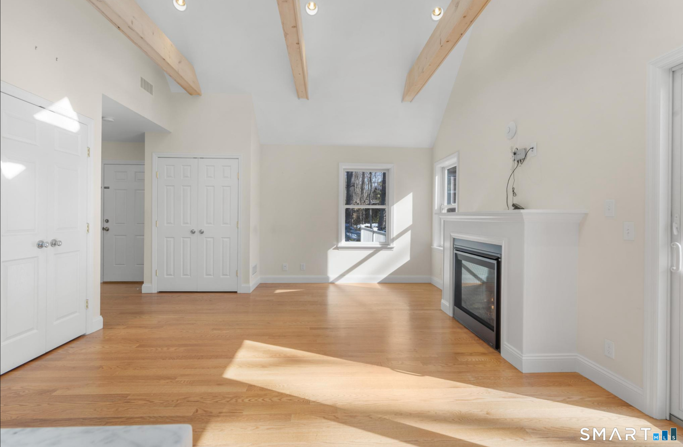 18 Madeline Drive Ridgefield, CT 06877 - Photo 9 of 27