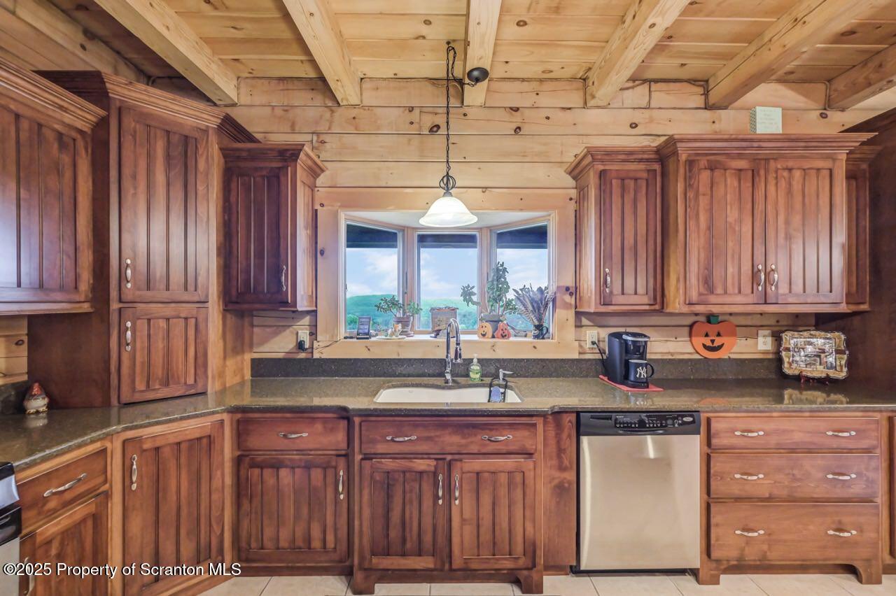 1095 High Bridge Road Nicholson, PA 18446 - Photo 27 of 117 Custom Cabinets