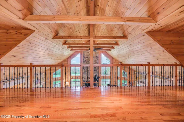 a view of a yard with an trees