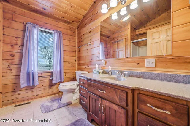 $925,000 | 1095 High Bridge Road, Nicholson, PA 18446