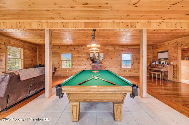 $925,000 | 1095 High Bridge Road, Nicholson, PA 18446