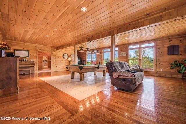 $925,000 | 1095 High Bridge Road, Nicholson, PA 18446