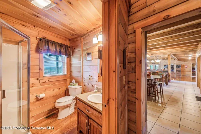 $925,000 | 1095 High Bridge Road, Nicholson, PA 18446